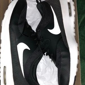 Women’s Nike air max Thea